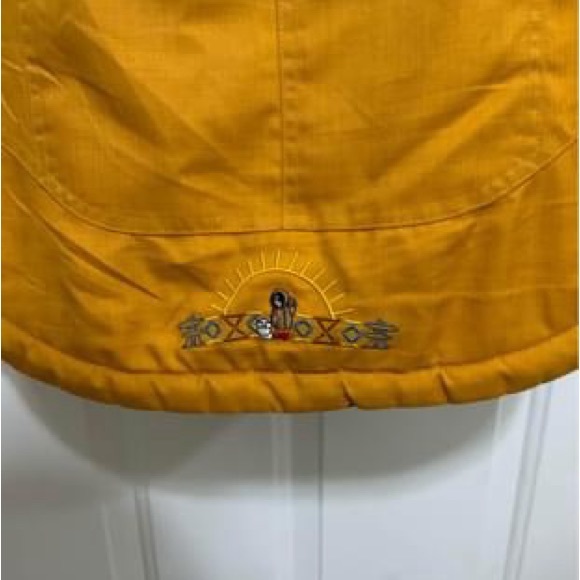 Yellow Parka - Picture 3 of 4